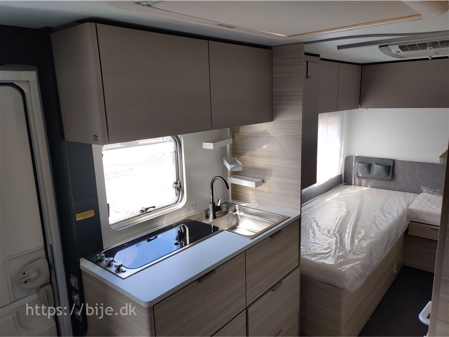 Adria Altea 502 UL 60Y Selection