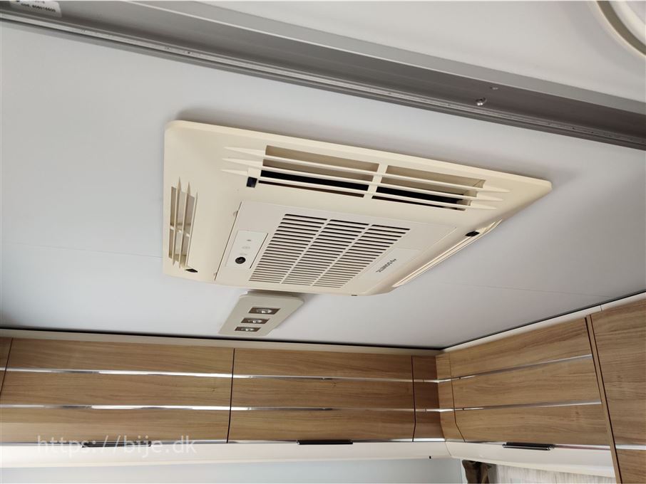 Adria Adora Supreme 502 UL Edition