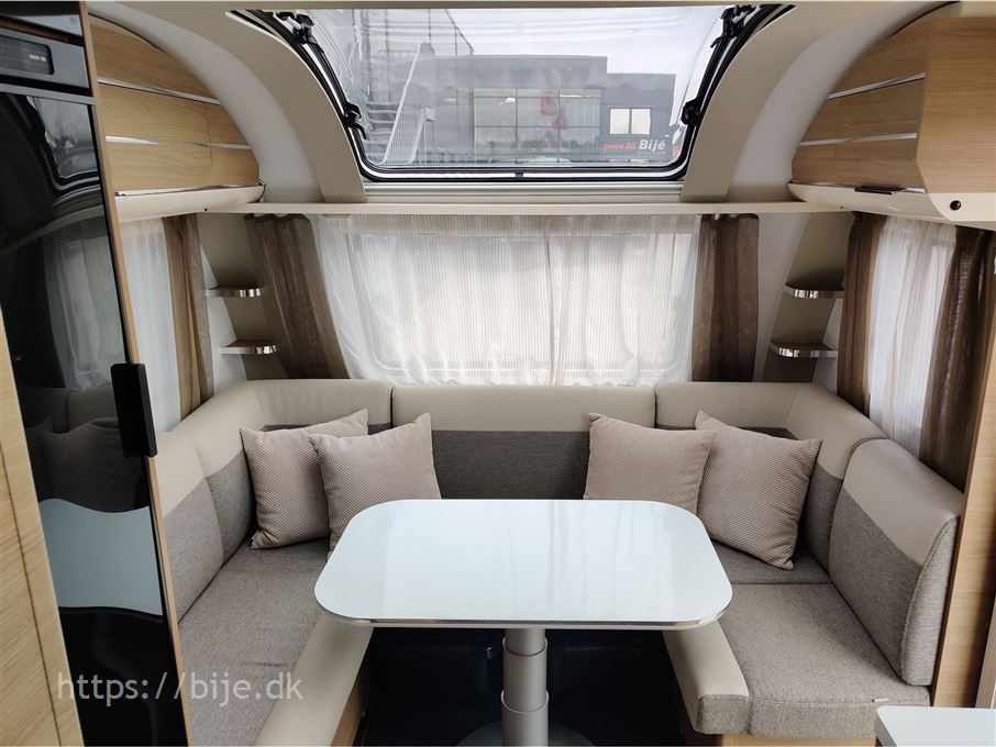 Adria Adora Supreme 502 UL Edition