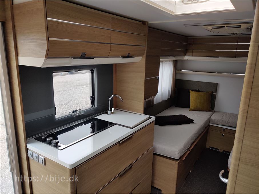 Adria Adora Supreme 502 UL Edition