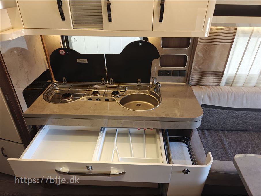 Hobby Prestige 540 FU