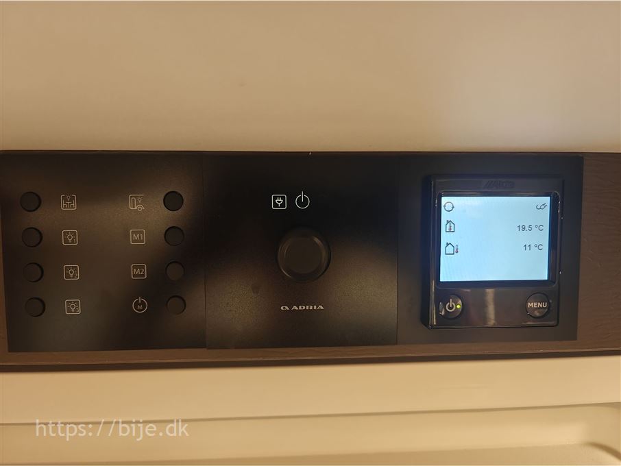 Adria Alpina 613 UT