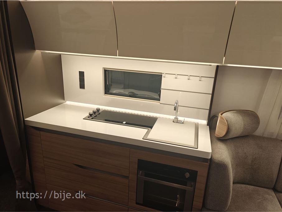 Adria Alpina 583 LP
