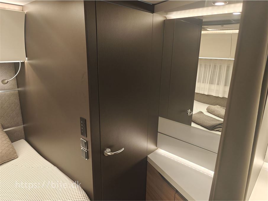 Adria Alpina 583 LP