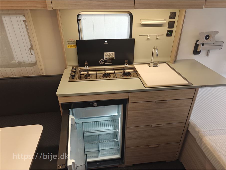 Adria Altea 472 PU