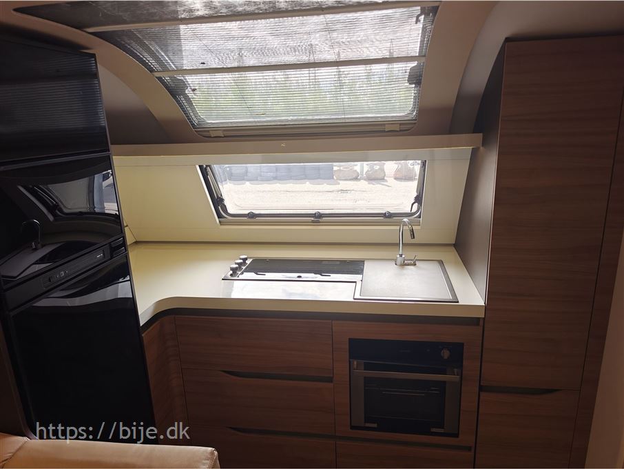 Adria Alpina 663 HT