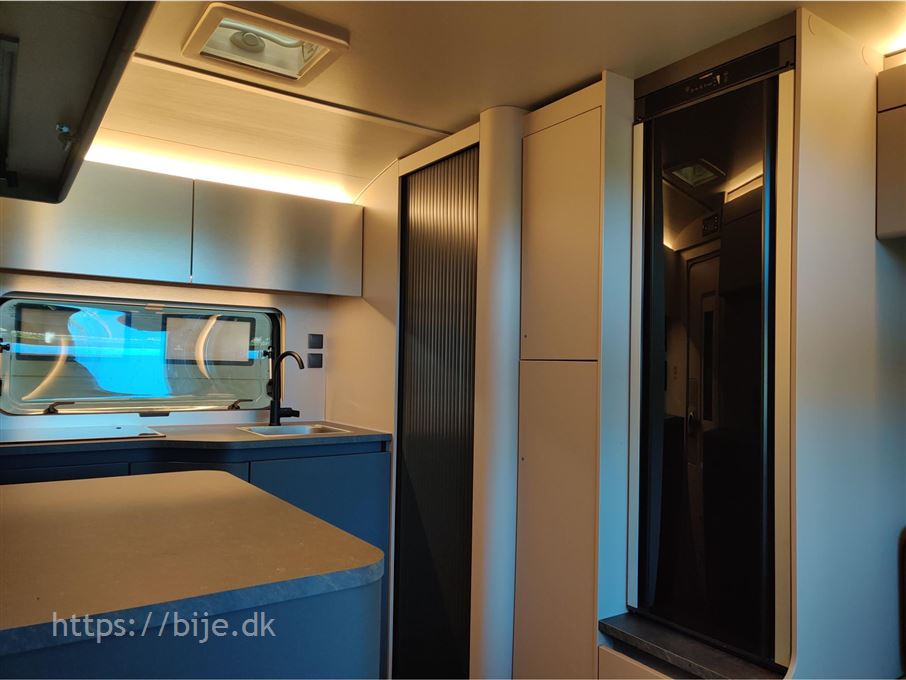 Adria Action 391 LH Sport