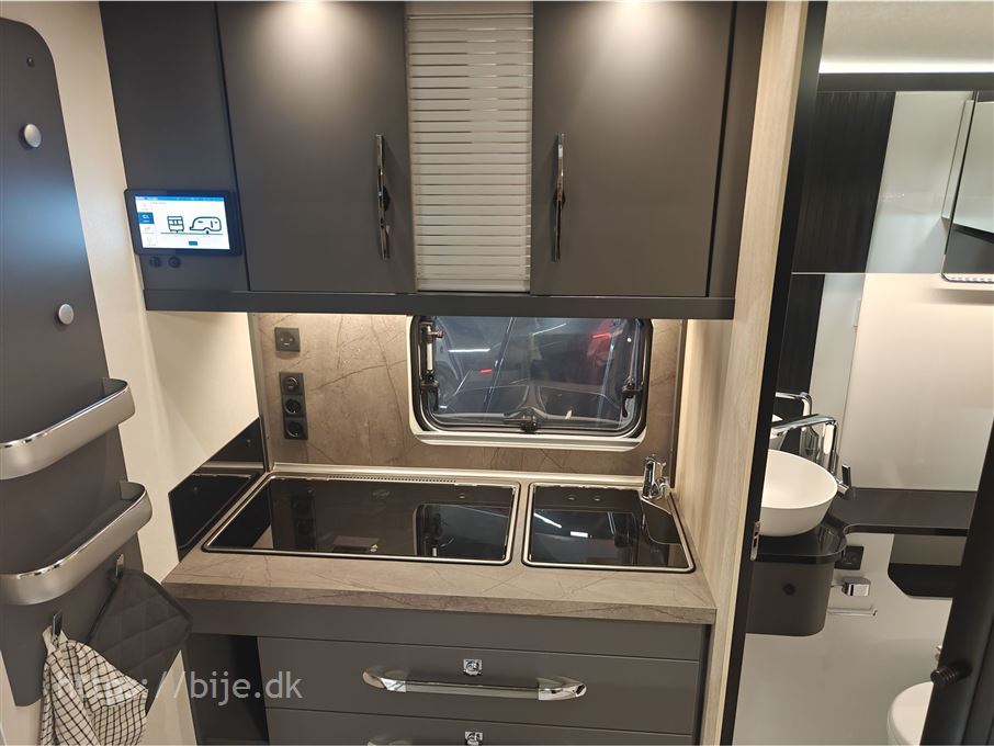 Hobby De Luxe DK-Line 460 SL