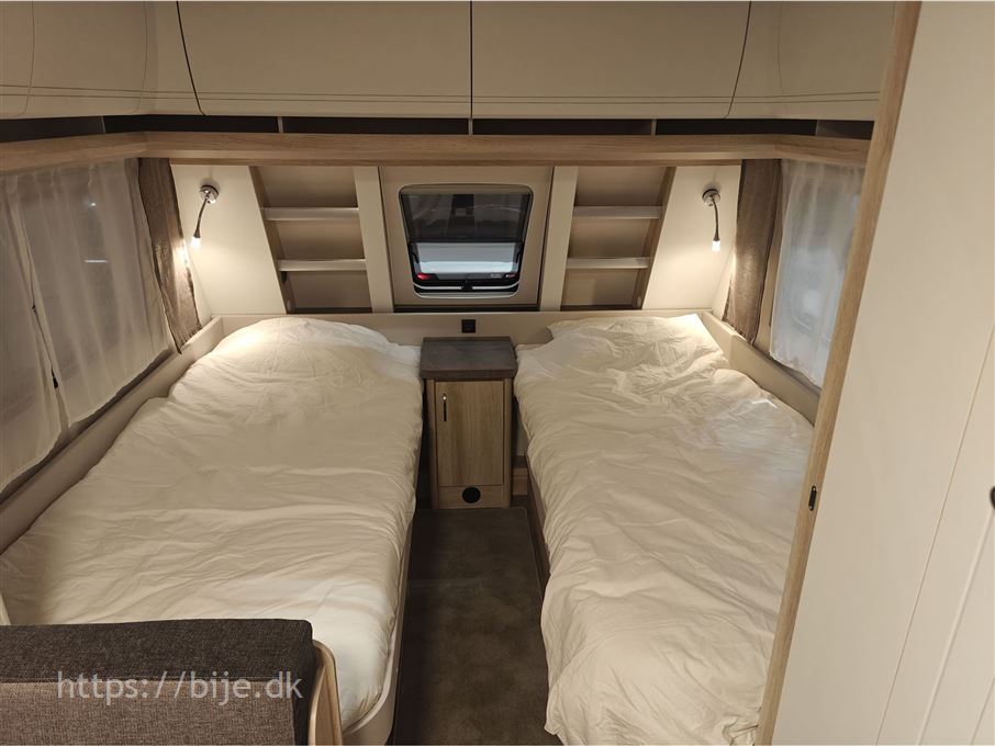 Hobby De Luxe DK-Line 460 SL