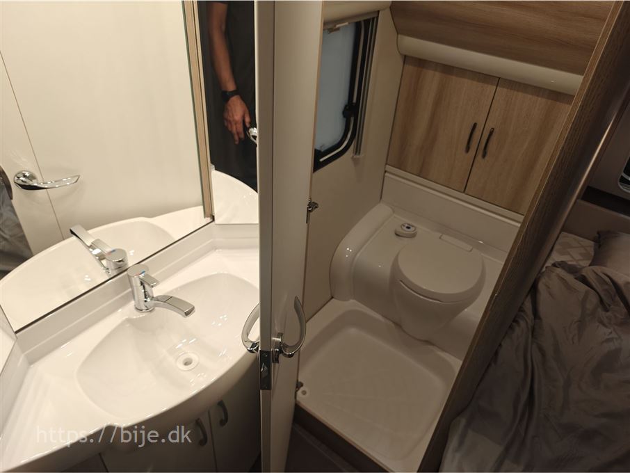 Hobby De Luxe DK-Line 460 UFe