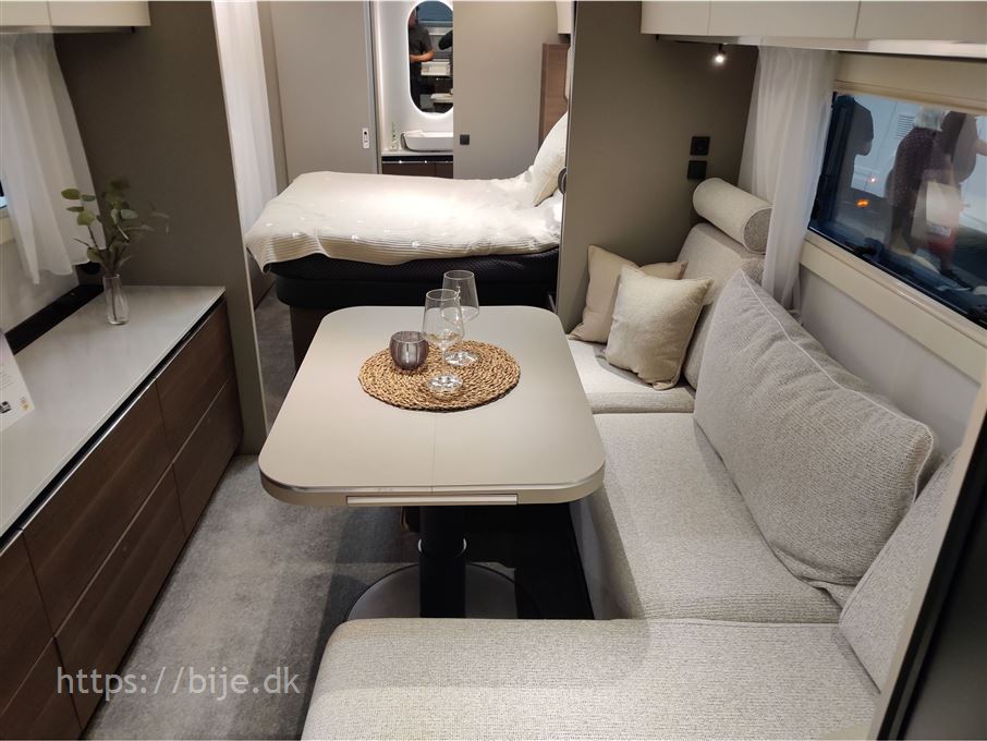 Adria Alpina 663 HT Twin