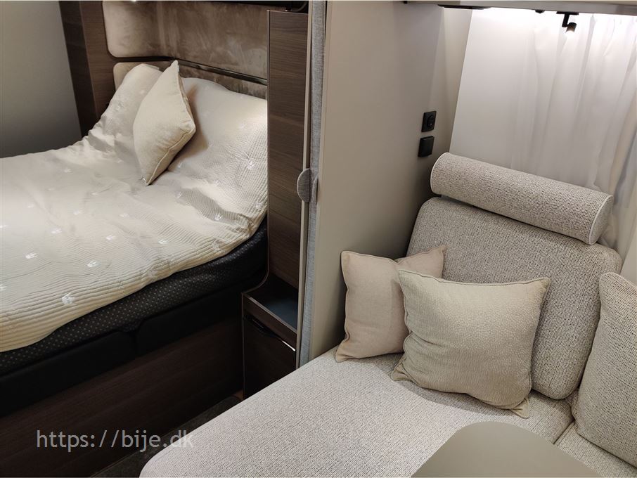 Adria Alpina 663 HT Twin