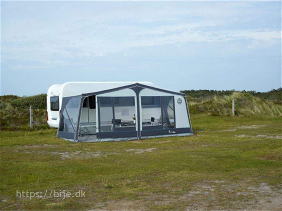 Hobby De Luxe 440 SF