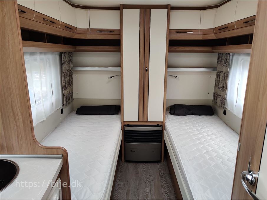 Hobby De Luxe 460 LU