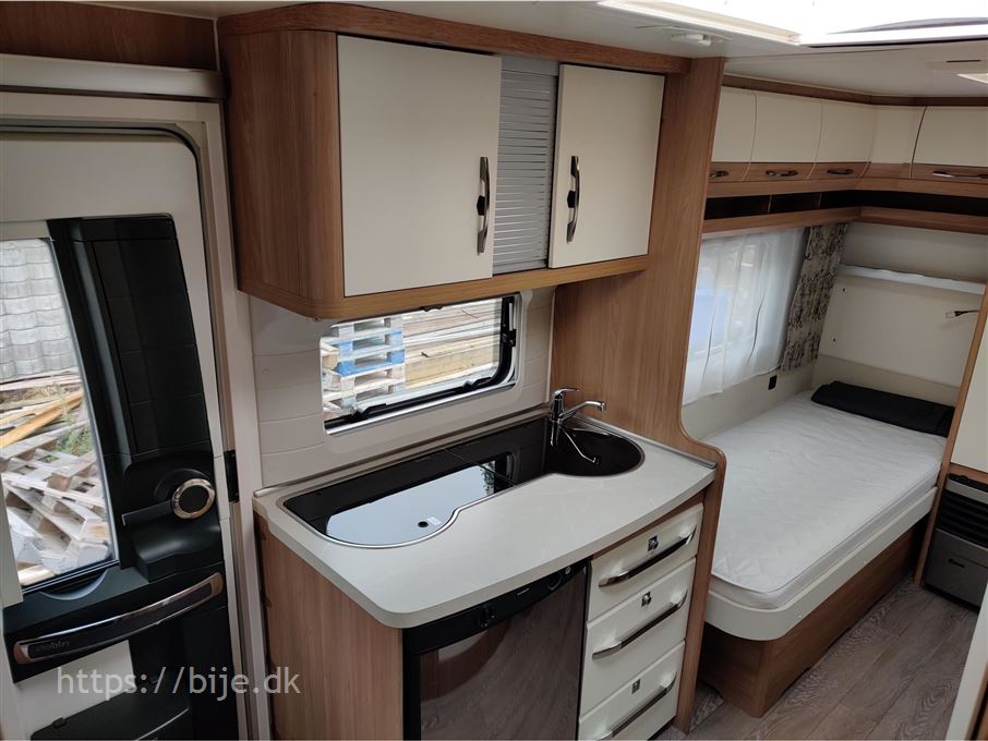 Hobby De Luxe 460 LU