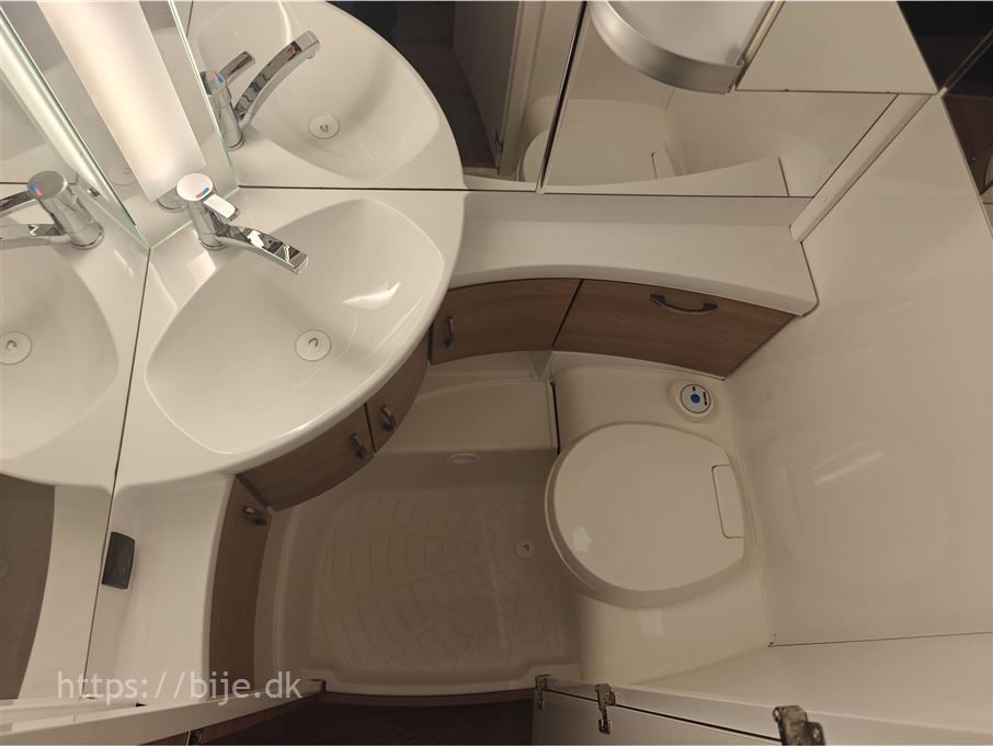 Hobby De Luxe 455 UF