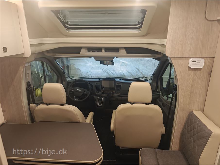 Bürstner Lineo T690 G