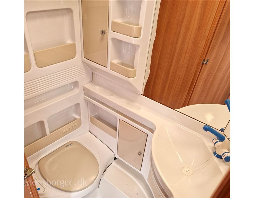 Hobby De Luxe 380 TB