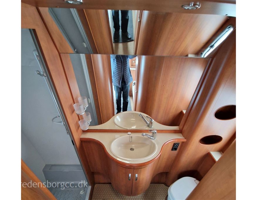 Hobby Excellent 540 WLU