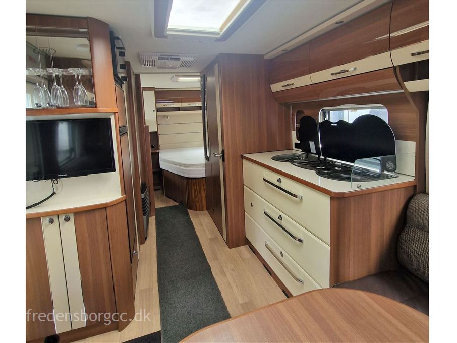 LMC Maestro 592 K