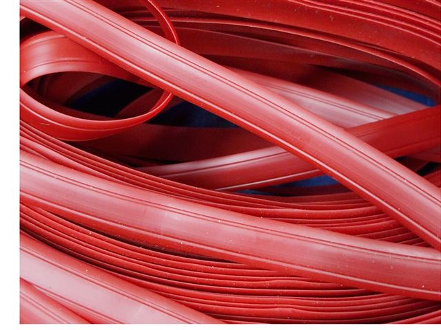 Listefylder 12. mm. Tynd rød. Til  LMC og TEC.