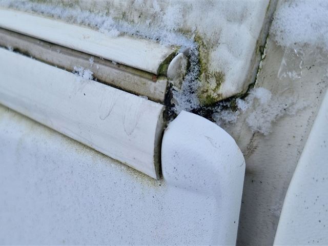 HOBBY Gaskasseklap hængsels liste 2 m. 