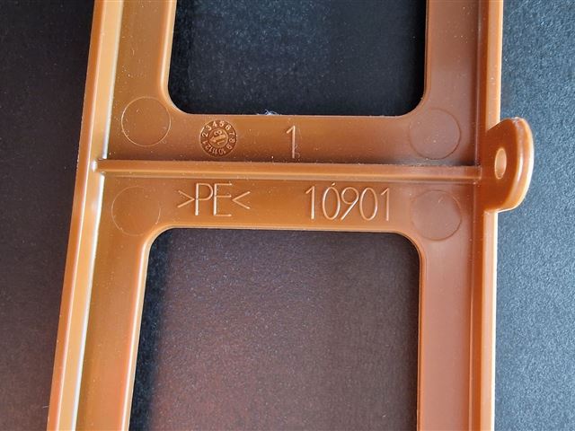 Afstandsbeslag til klima ryglæn Bla. Til LMC og Hymer Grp. Vogne. 