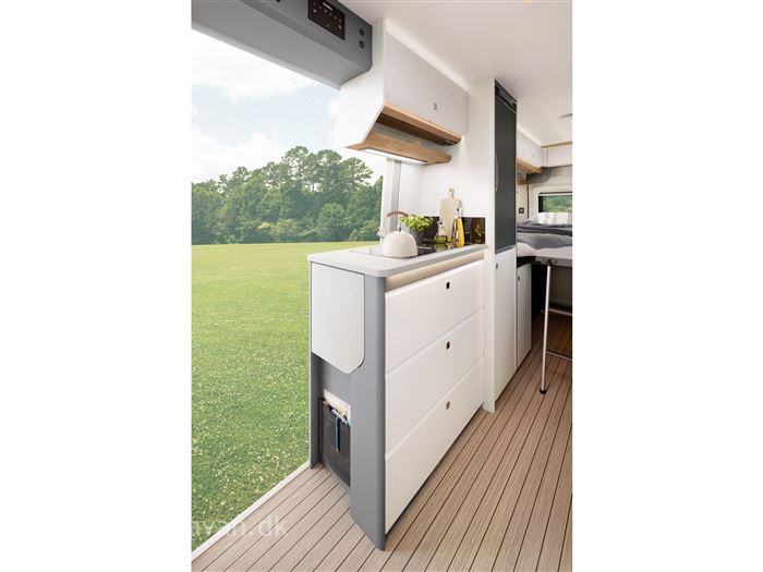 Hobby Prestige VAN 640 ET First Edition