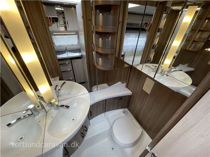 Hobby De Luxe 460 LU