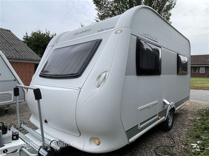 Hobby De Luxe Easy 400 SF