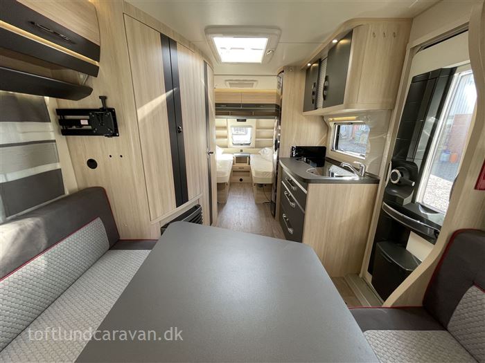 Hobby De Luxe Edition 495 UL