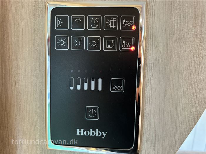 Hobby De Luxe Edition 495 UL