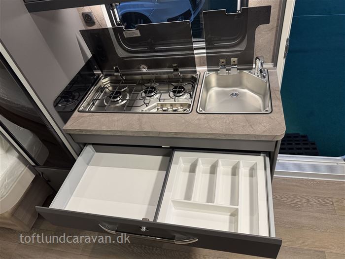 Hobby De Luxe 495 UL