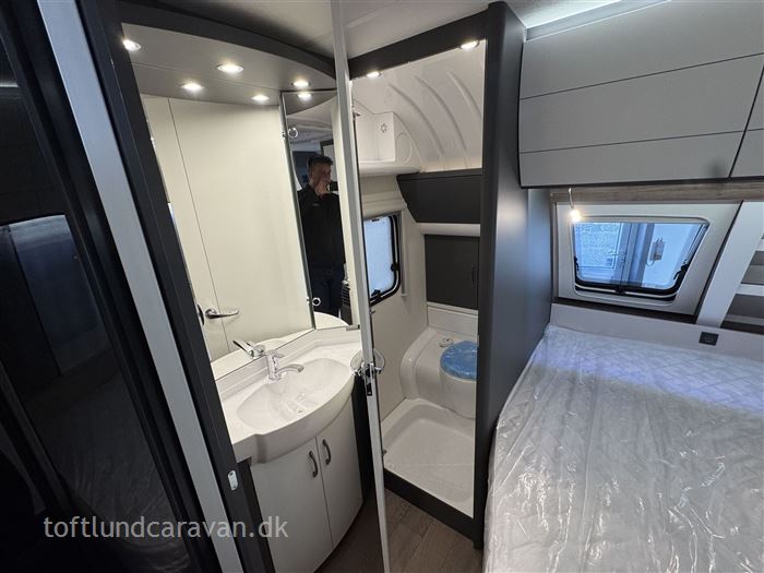 Hobby Excellent Edition 460 UFe