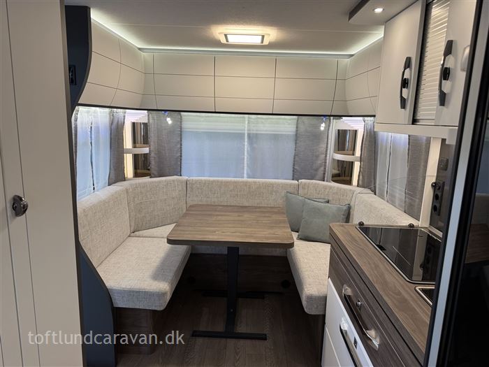 Hobby Excellent Edition 460 UFe