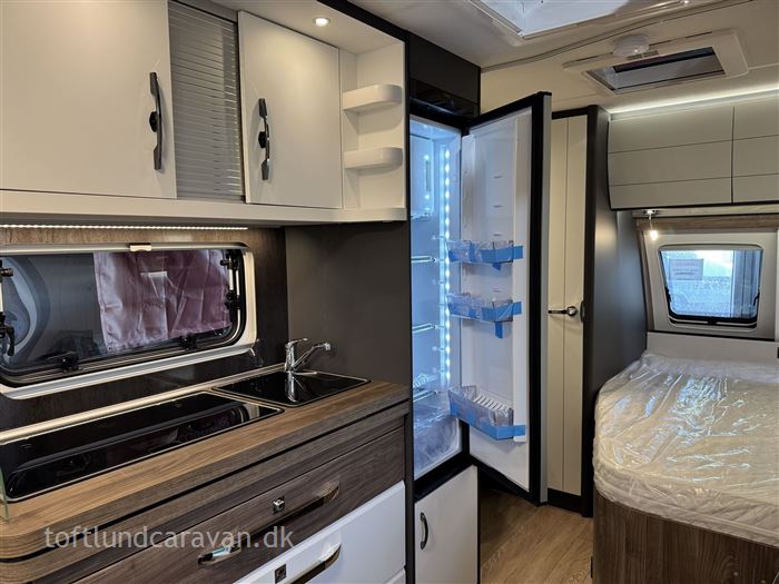 Hobby Excellent Edition 460 UFe