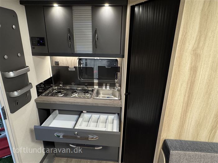 Hobby De Luxe 460 SL 