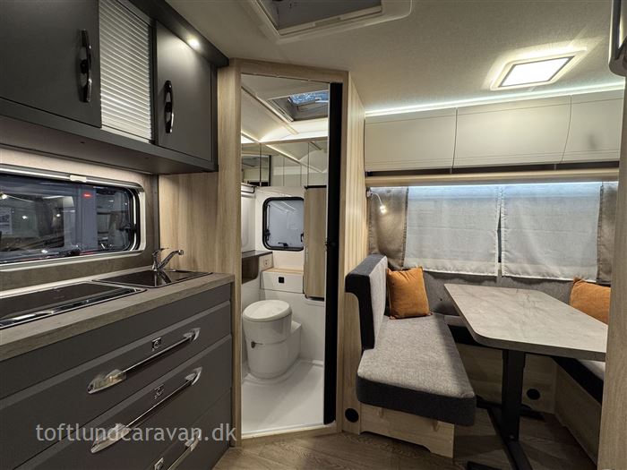 Hobby De Luxe 460 SFf