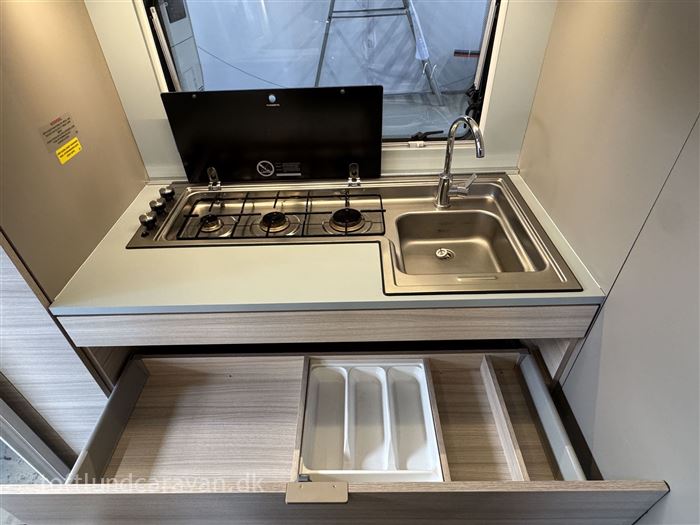 Adria Altea4Four 362 LH