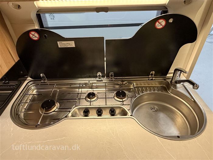 Hobby De Luxe 495 UL DK line