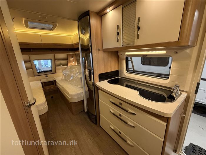 Hobby De Luxe 495 UL DK line