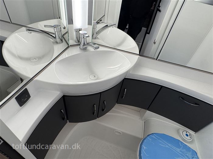 Hobby Excellent Edition 495 UL