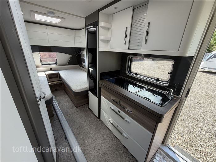 Hobby Excellent Edition 495 UL