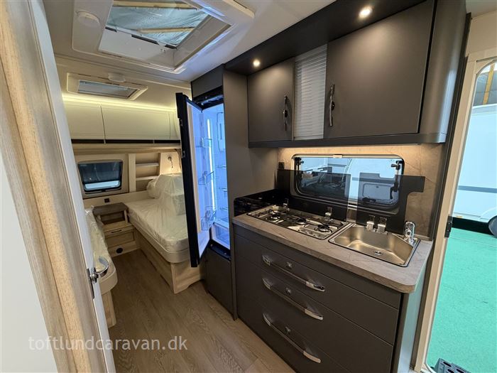Hobby De Luxe 495 UL