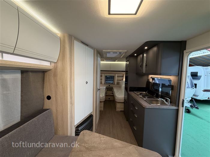 Hobby De Luxe 495 UL