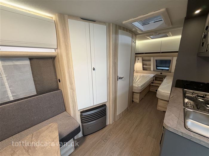 Hobby De Luxe 495 UL