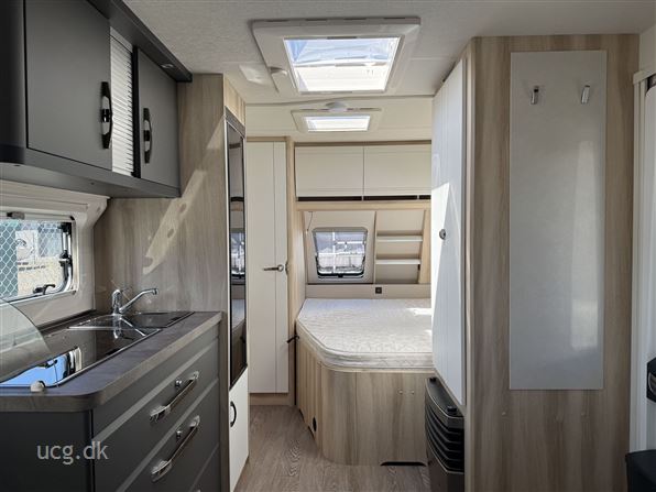 Hobby De Luxe 460 UFe