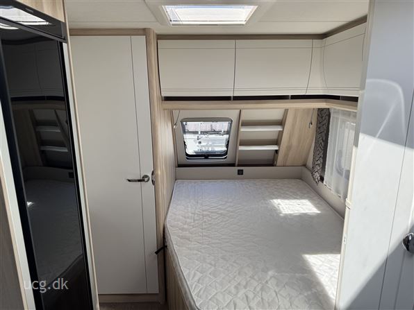Hobby De Luxe 460 UFe