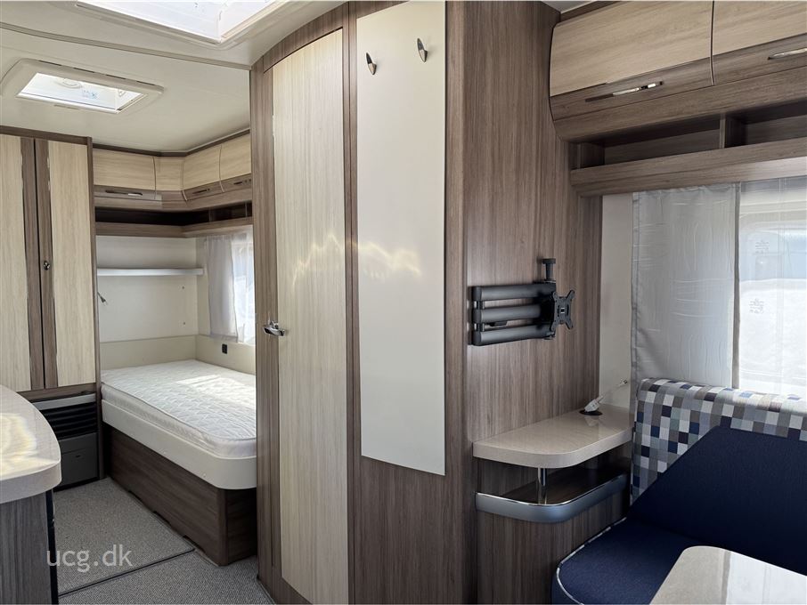 Hobby De Luxe 460 LU