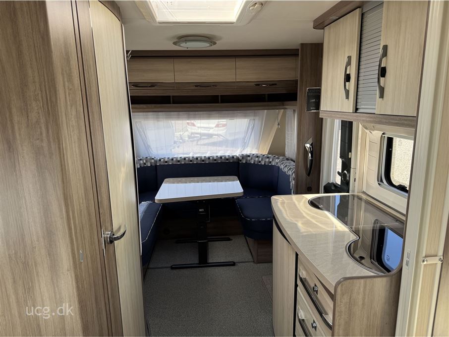 Hobby De Luxe 460 LU